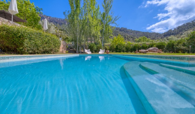 Resale - Villa - Esporlas - Mallorca