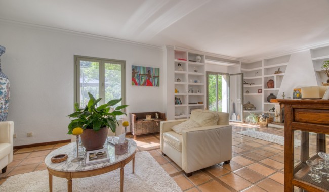 Resale - Villa - Esporlas - Mallorca