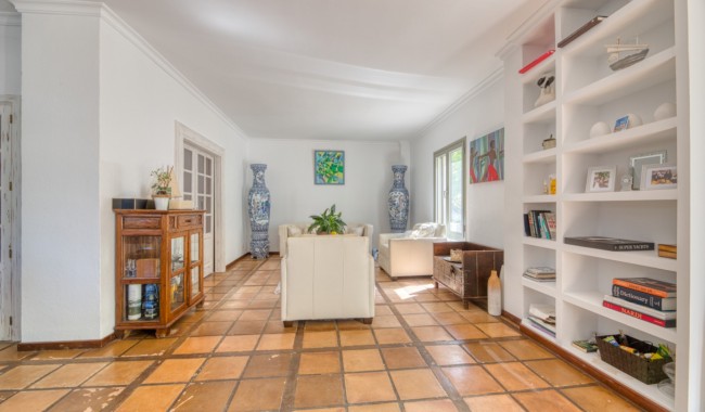 Resale - Villa - Esporlas - Mallorca