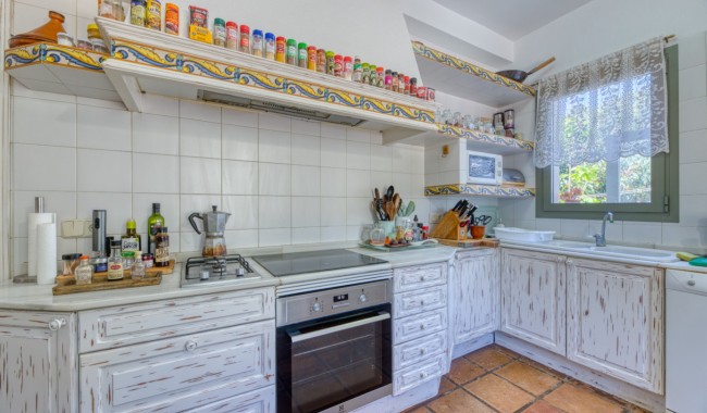 Resale - Villa - Esporlas - Mallorca