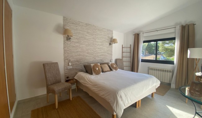 Resale - Villa - Calviá - Mallorca