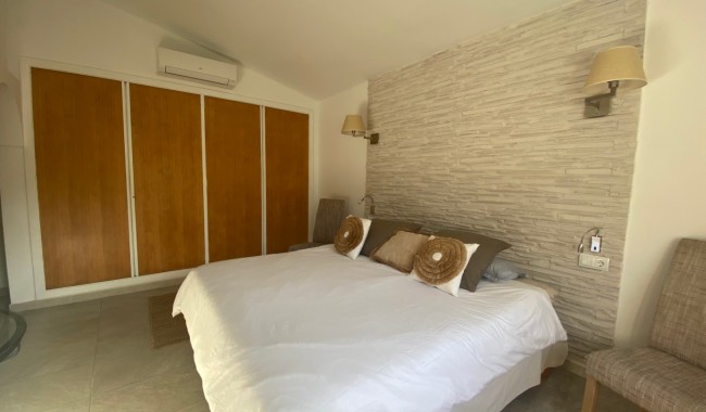 Resale - Villa - Calviá - Mallorca