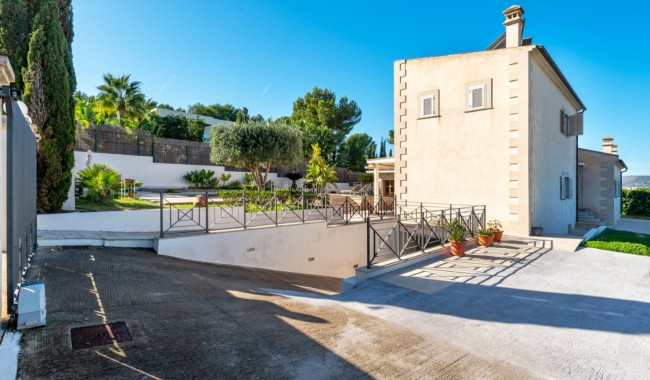 Begagnad - Villa - Calviá - Mallorca