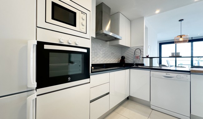 Resale - Apartment - Torrevieja - Costa Blanca Sur
