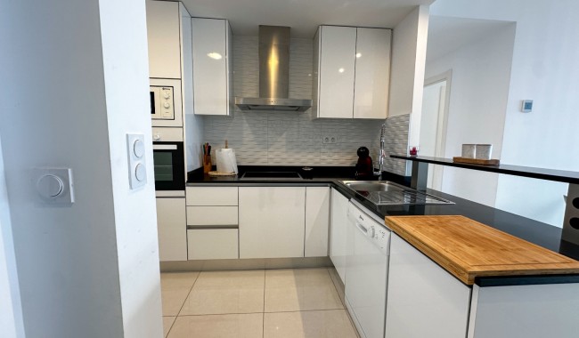 Resale - Apartment - Torrevieja - Costa Blanca Sur