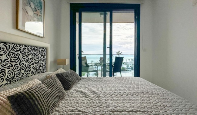 Resale - Apartment - Torrevieja - Costa Blanca Sur