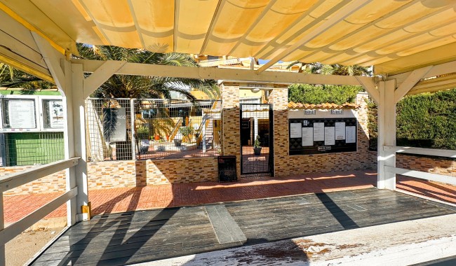 Resale - Business premises - Torrevieja - Aguas Nuevas