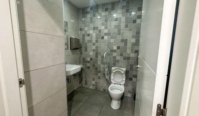 Resale - Business premises - Torrevieja - Aguas Nuevas