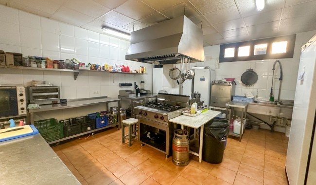 Resale - Business premises - Torrevieja - Aguas Nuevas