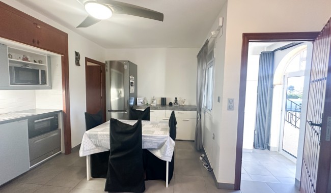 Sprzedaż - Apartament - Villamartín