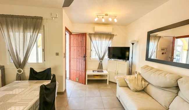 Sprzedaż - Apartament - Villamartín