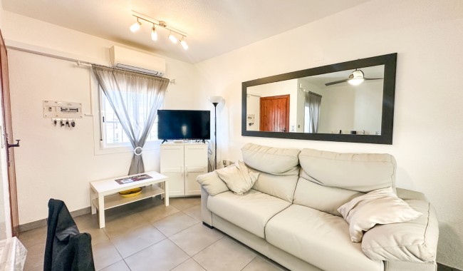 Sprzedaż - Apartament - Villamartín