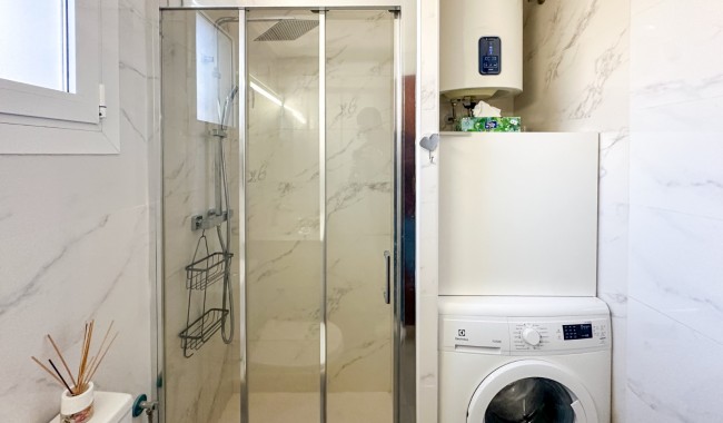Sprzedaż - Apartament - Villamartín