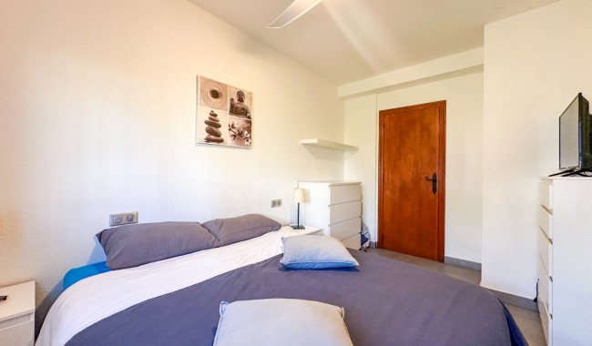 Sprzedaż - Apartament - Villamartín