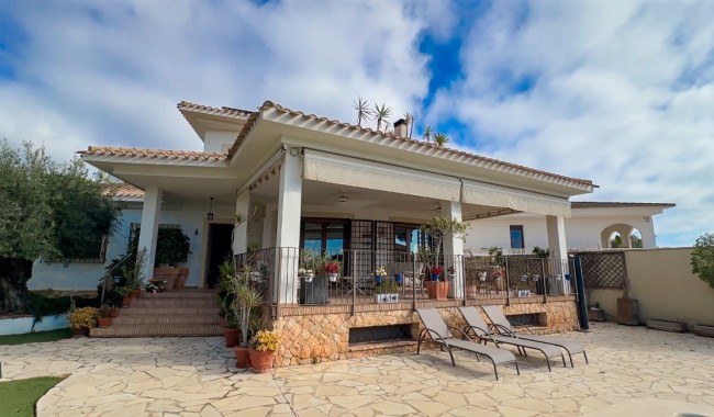 Begagnad - Villa - Orihuela Costa - Dehesa de Campoamor
