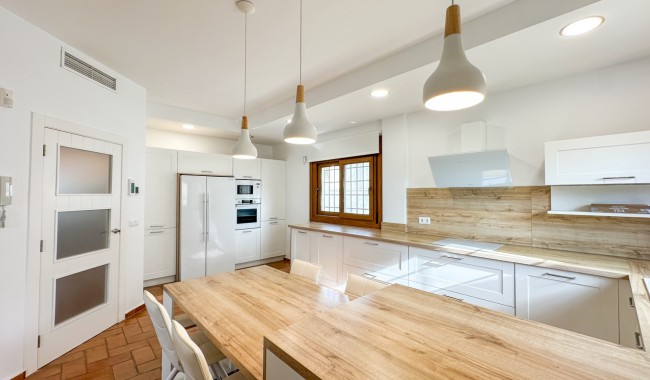 Begagnad - Villa - Orihuela Costa - Dehesa de Campoamor