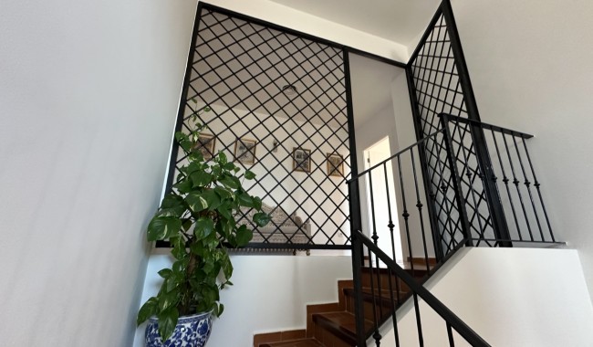 Begagnad - Villa - Orihuela Costa - Dehesa de Campoamor