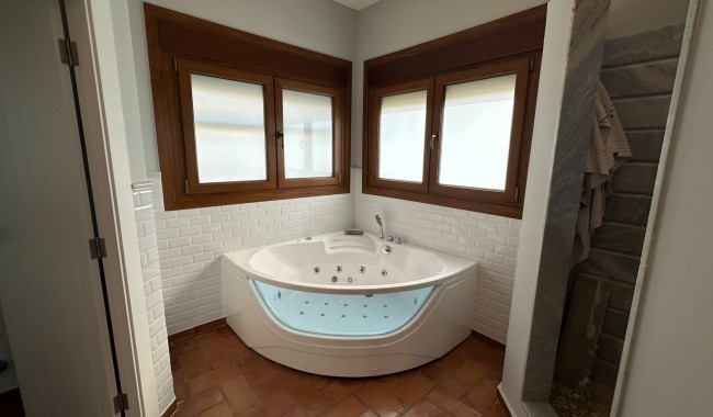 Begagnad - Villa - Orihuela Costa - Dehesa de Campoamor