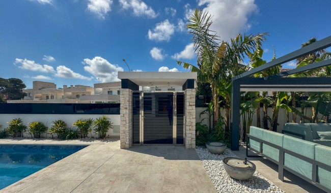 Segunda mano - Villa - Orihuela Costa - Villamartín
