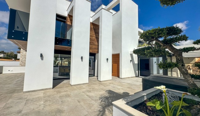Segunda mano - Villa - Orihuela Costa - Villamartín