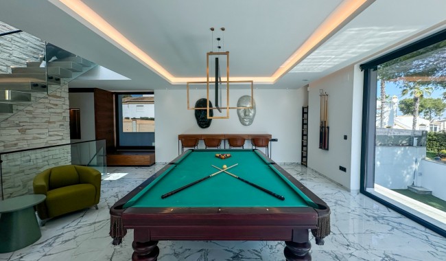 Segunda mano - Villa - Orihuela Costa - Villamartín