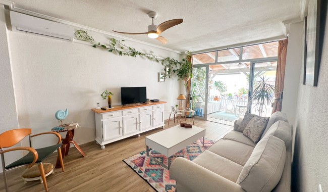 Sprzedaż - Apartament - Torrevieja - Centro