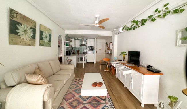 Sprzedaż - Apartament - Torrevieja - Centro