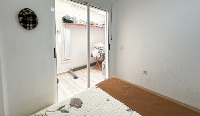 Sprzedaż - Apartament - Torrevieja - Centro