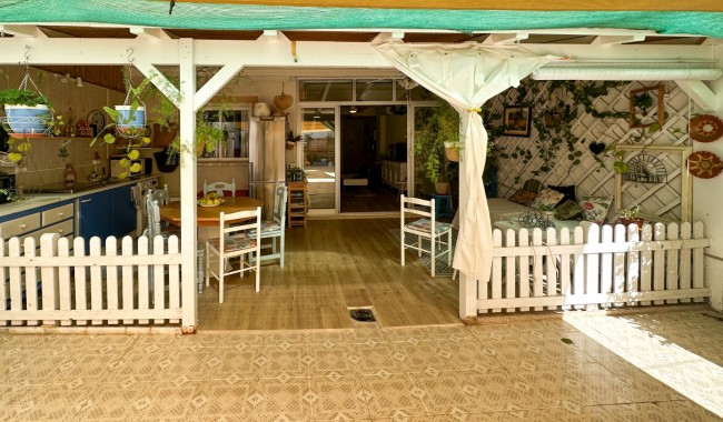 Sprzedaż - Apartament - Torrevieja - Centro
