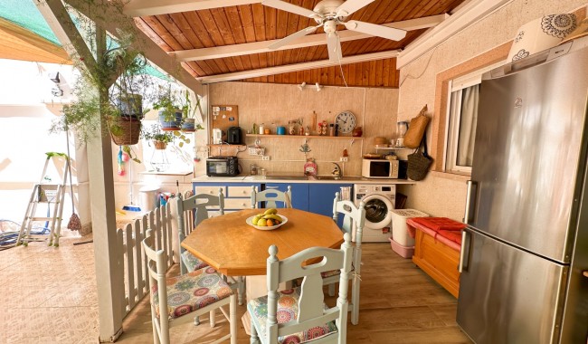 Sprzedaż - Apartament - Torrevieja - Centro