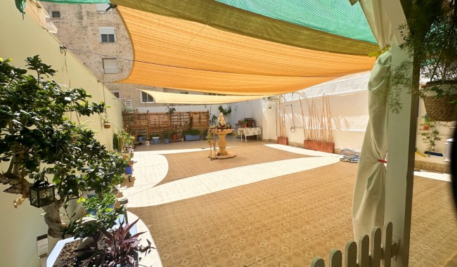 Sprzedaż - Apartament - Torrevieja - Centro