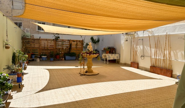 Sprzedaż - Apartament - Torrevieja - Centro