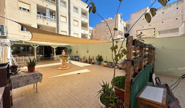 Sprzedaż - Apartament - Torrevieja - Centro