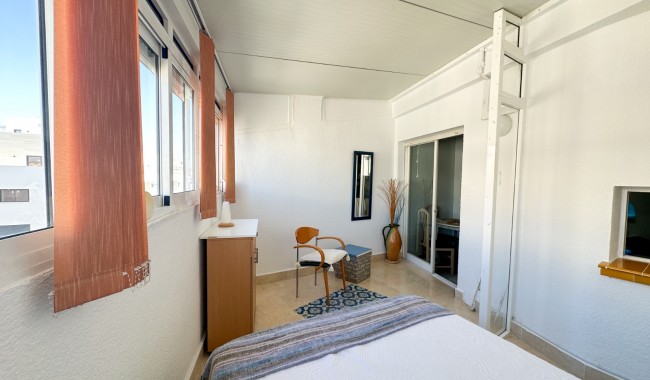 Resale - Apartment - Torrevieja - Centro