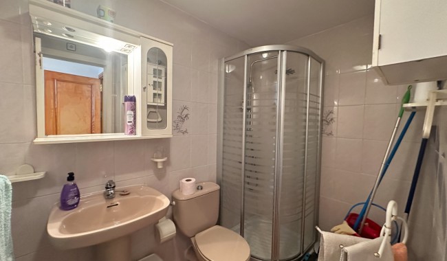 Resale - Apartment - Torrevieja - Centro