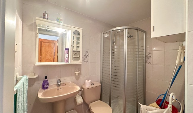 Resale - Apartment - Torrevieja - Centro