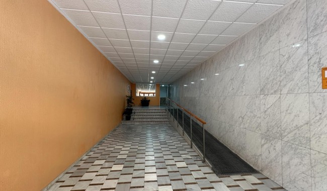 Resale - Apartment - Torrevieja - El Acequión - Los Náufragos