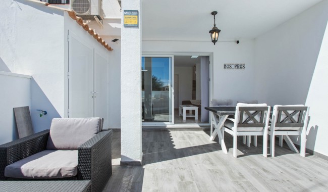 Resale - Apartment - Torrevieja - Lago Jardin