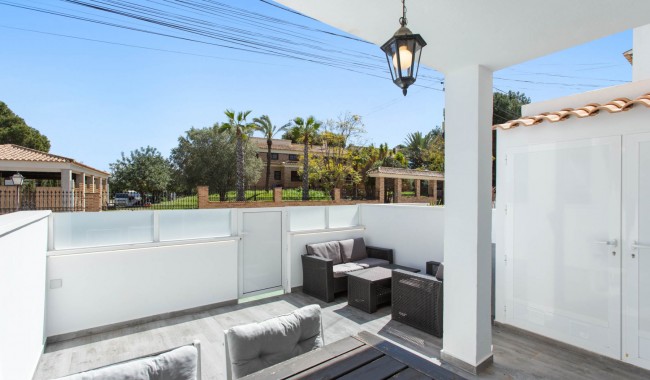 Resale - Apartment - Torrevieja - Lago Jardin