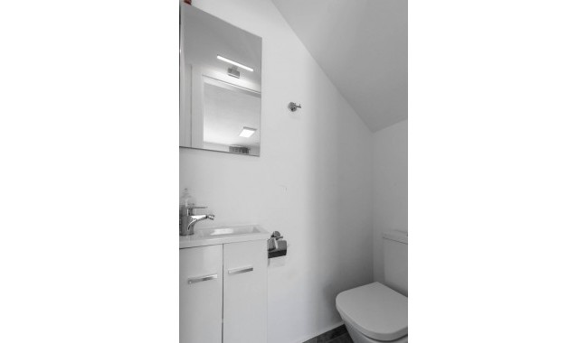 Resale - Apartment - Torrevieja - Lago Jardin