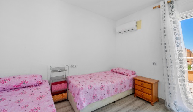 Resale - Townhouse - Orihuela Costa - La Zenia