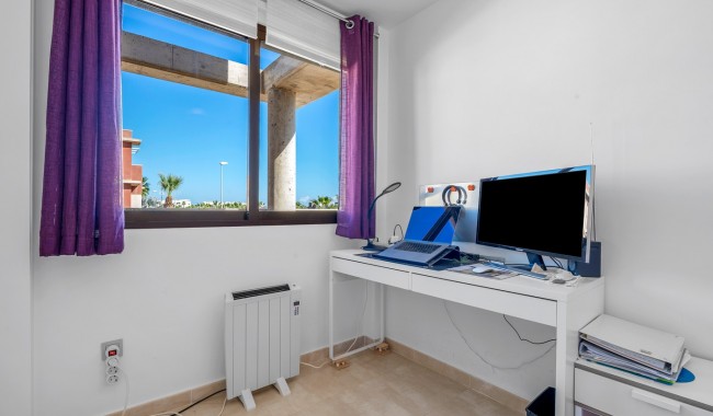 Sprzedaż - Apartament - Cabo Roig