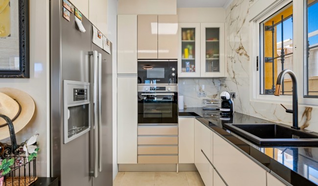 Resale - Villa - Guardamar - El Raso