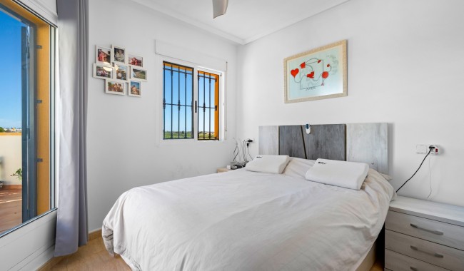 Resale - Villa - Guardamar - El Raso