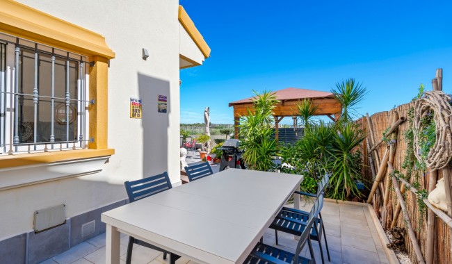 Resale - Villa - Guardamar - El Raso