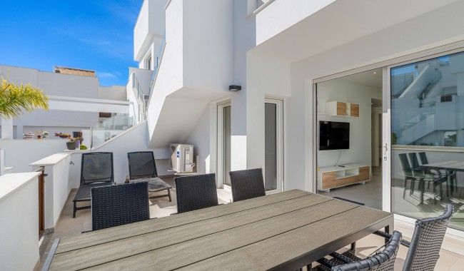 Sprzedaż - Apartament - Pilar de La Horadada