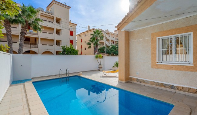 Brukt - Villa - Orihuela Costa - Playa Flamenca