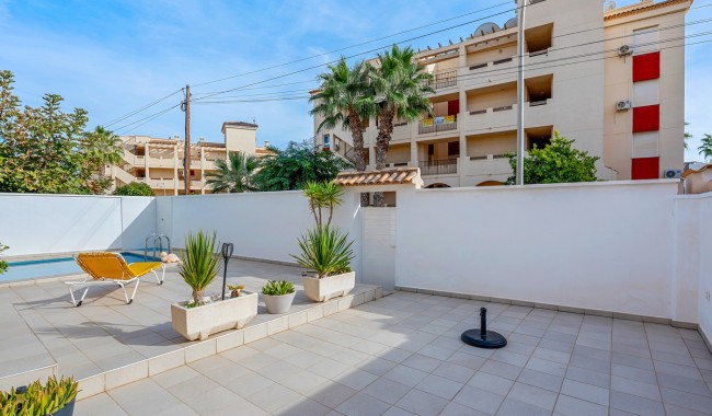 Brukt - Villa - Orihuela Costa - Playa Flamenca