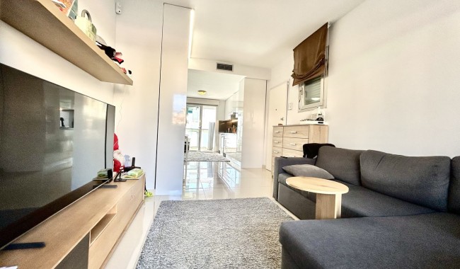 Sprzedaż - Apartament - Punta Prima