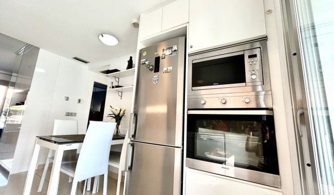 Sprzedaż - Apartament - Punta Prima